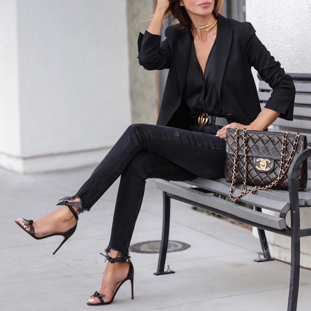 7 Fashion Mistakes You Should Avoid at All Costs ... Common Fashion Mistakes To Avoid At All Costs